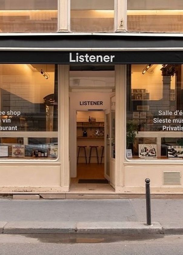 Listener Paris