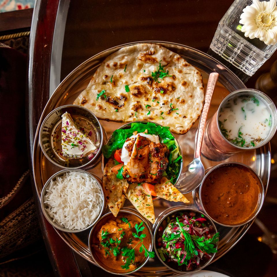 Rivayat Marrakech lance son Thali du week-end : un déjeuner indien raffiné