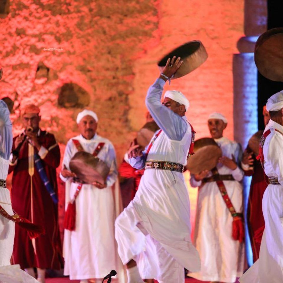 Festival National des Arts Populaires 2025 à Marrakech : Un retour aux sources au Palais El Badiî