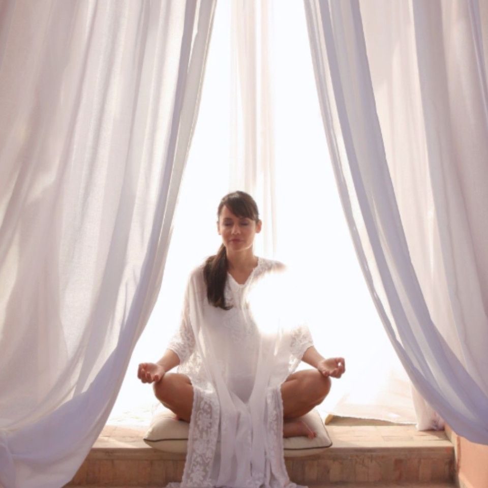 Retraites Yoga Es Saadi Marrakech 2026 : une expérience bien-être holistique au cœur de l’Hivernage
